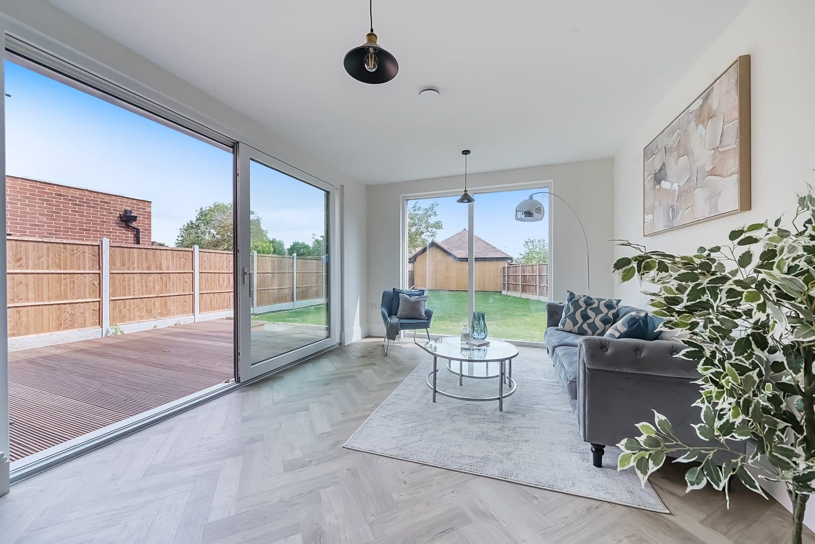 Barfield Road garden room