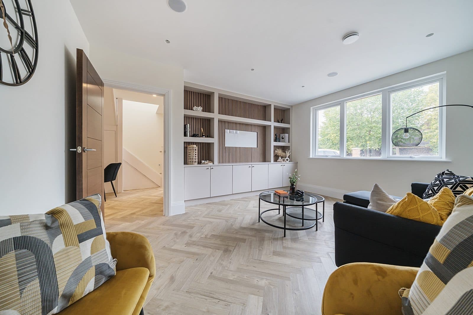 Barfield Road living area
